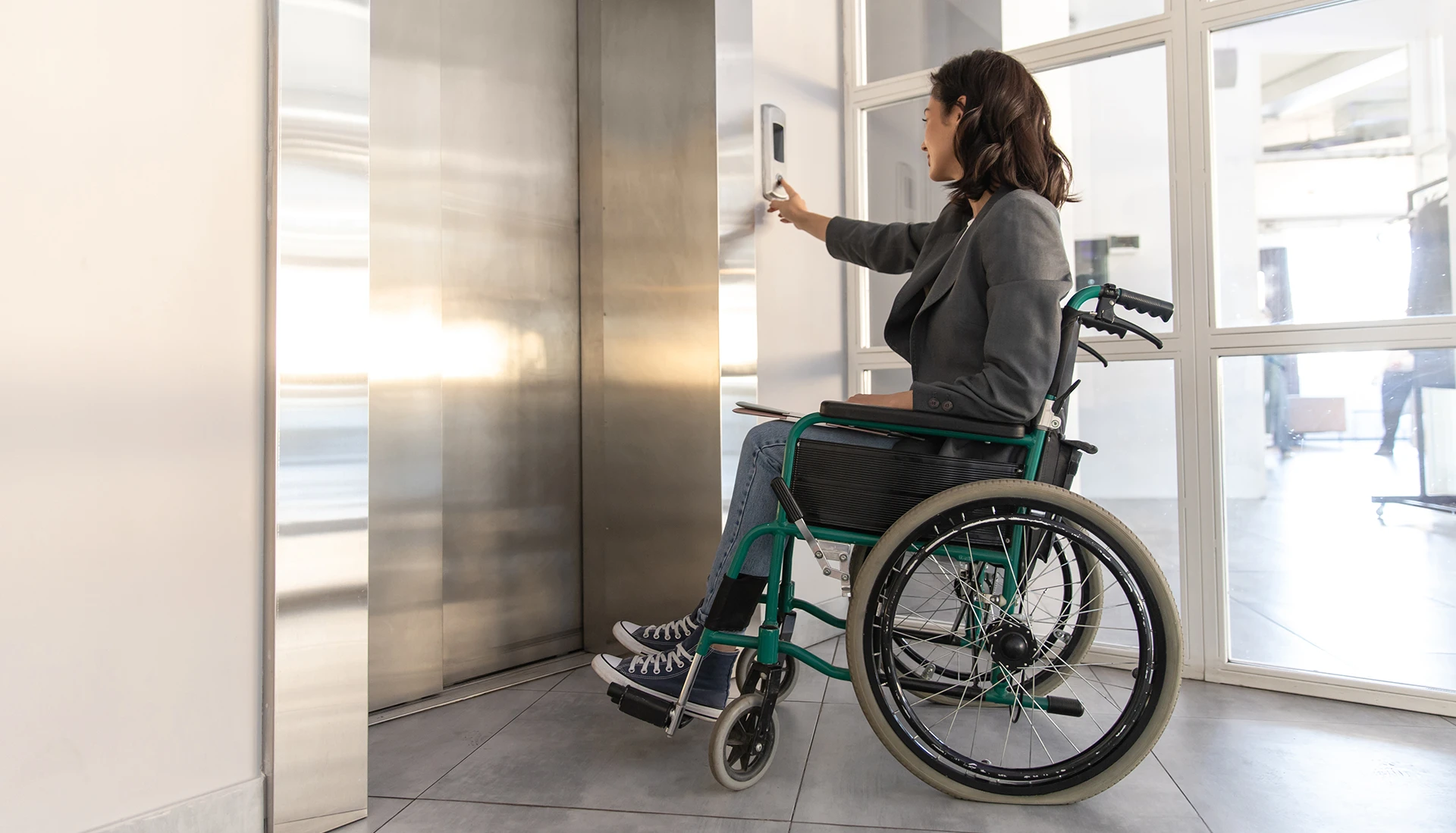 Ascensori per accessibilità, montascale e servoscale per il superamento delle barriere architettoniche